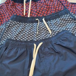 Men’s Fair harbor swim trunk lot
